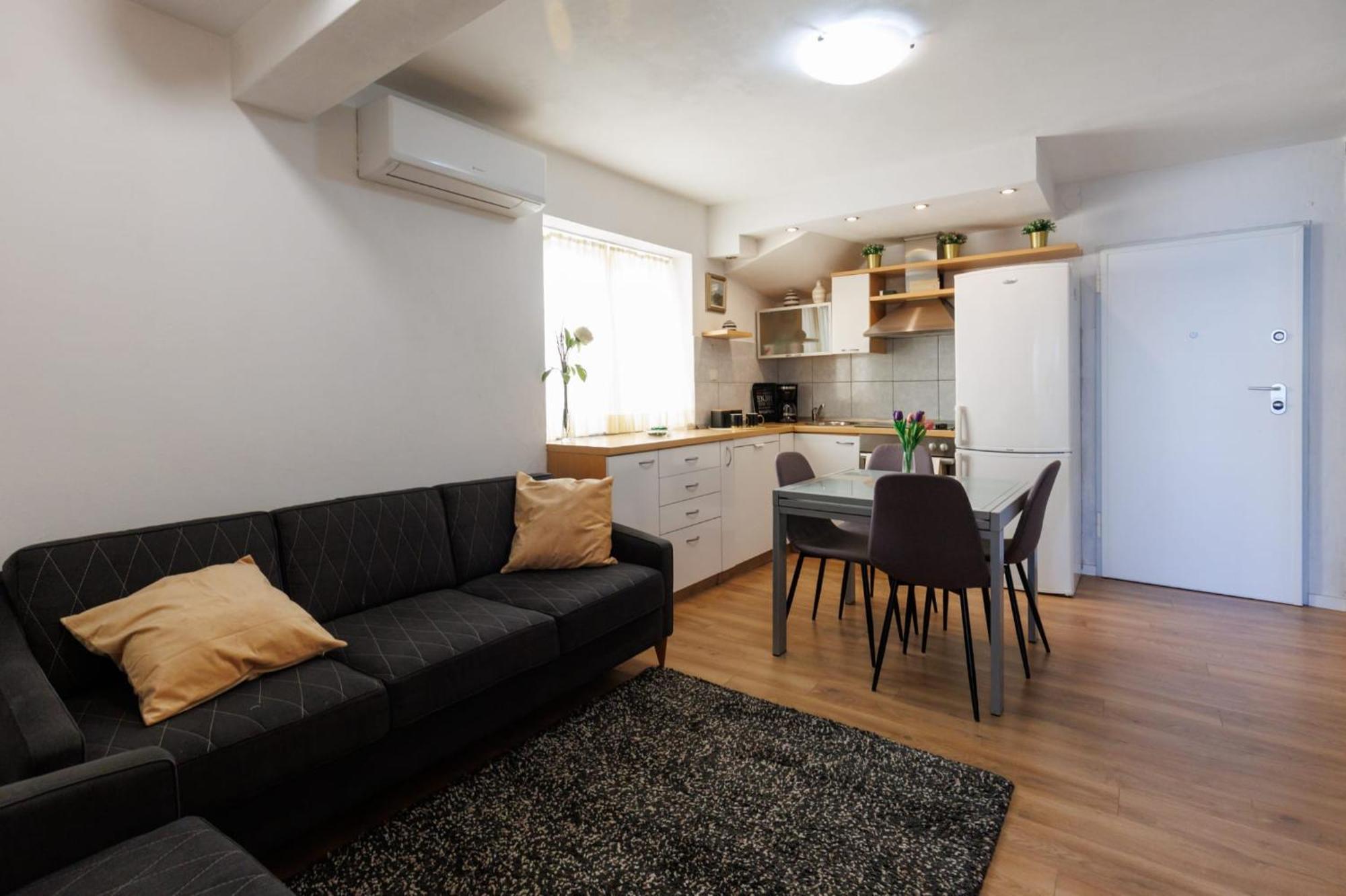 Apartment Banjo Polo Split Ngoại thất bức ảnh